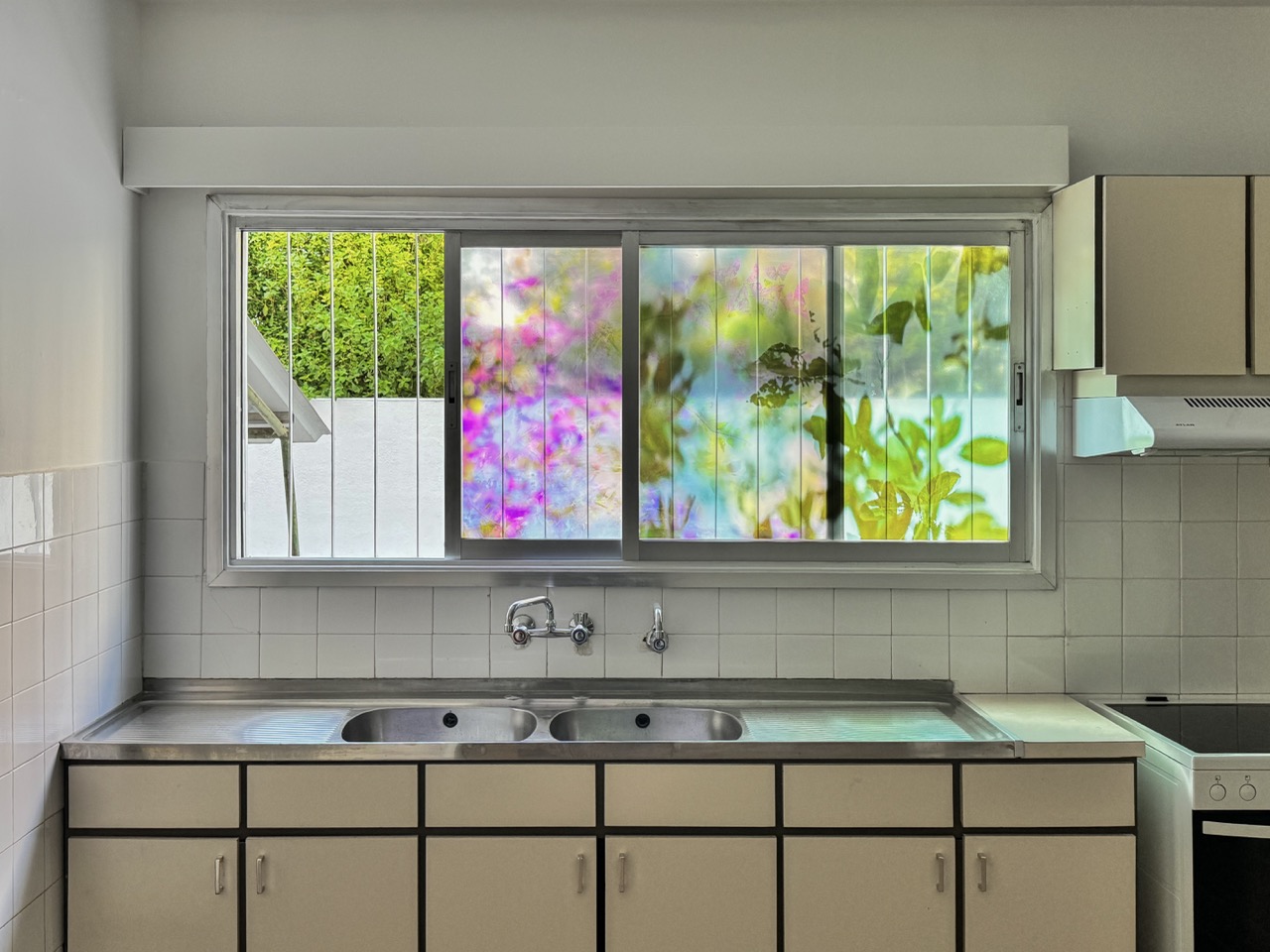 Windows (Studies on Breaking Immersion)